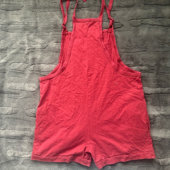 Red Short Overalls - Picture 8 of 10